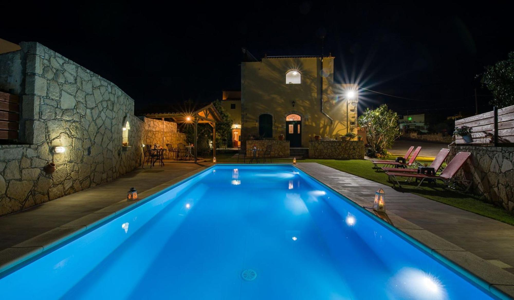 Skandalis Apartments With Pool Chorafakia ภายนอก รูปภาพ